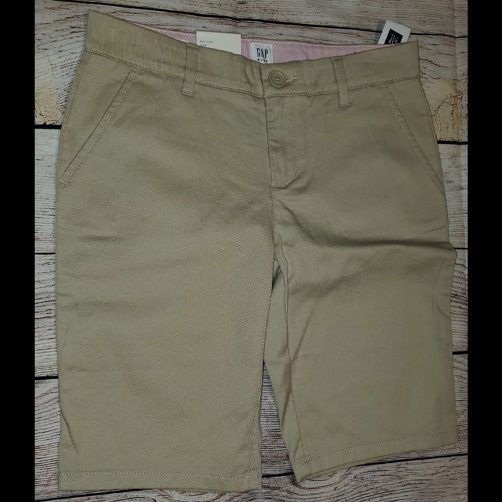 Bermuda uniform shorts.